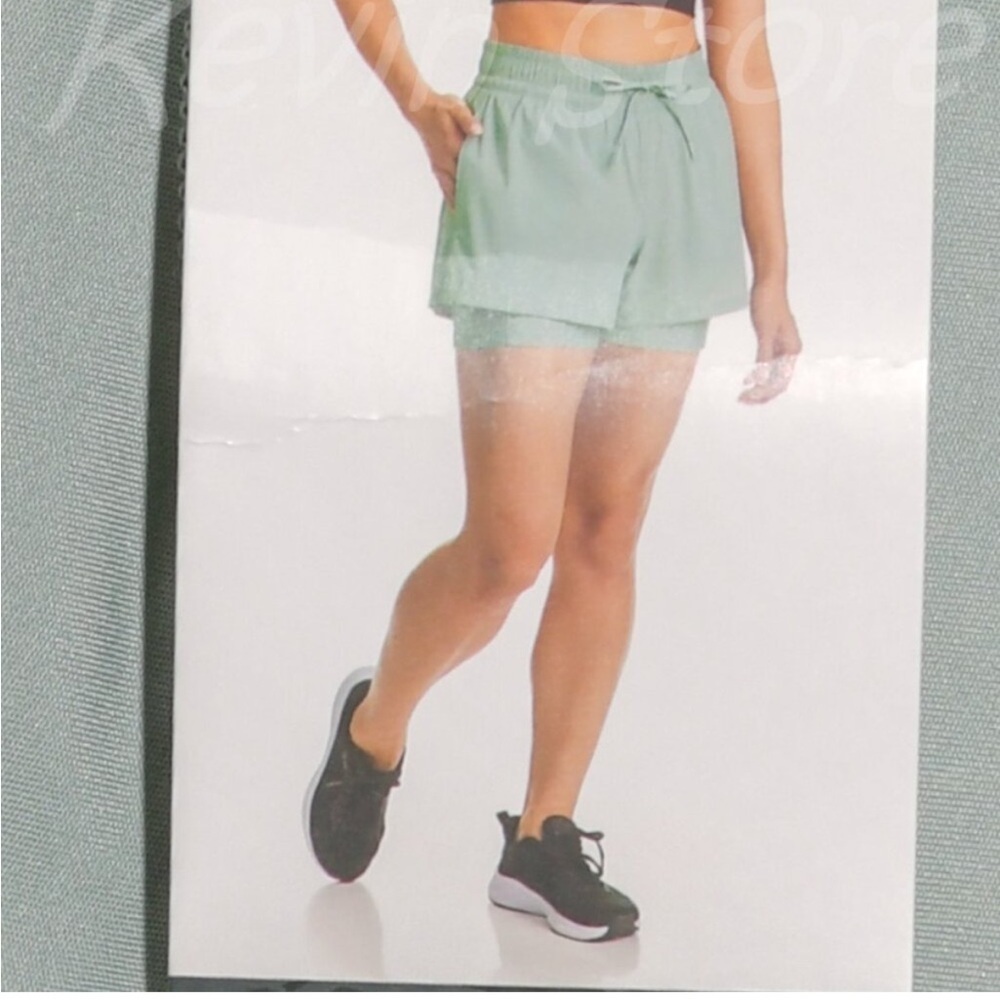 Spyder Active Women's 4 Way Stretch Shorts True Sage Large - Picture 6 of 9